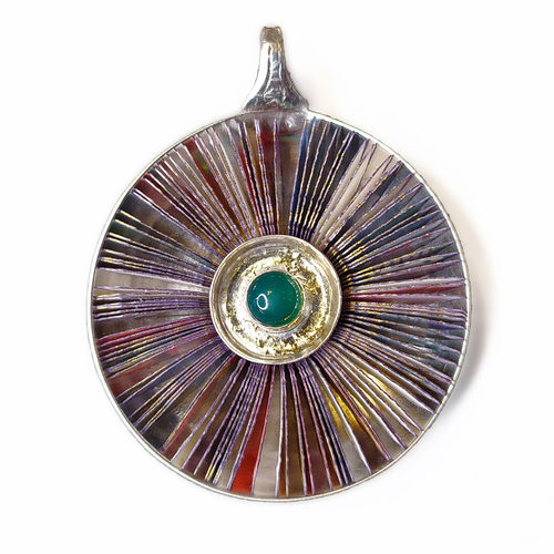 Colour ray Pendant with green agate, 48 mm