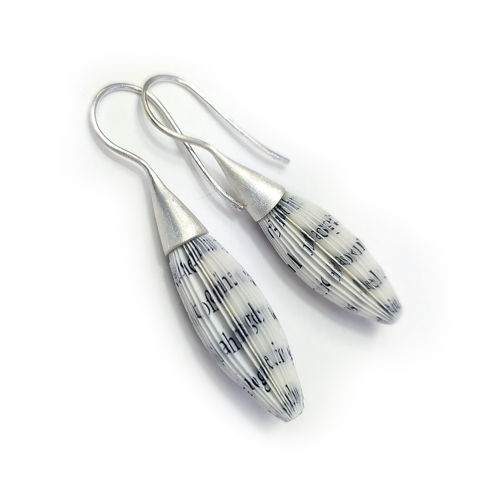 TORPEDO lang earrings - book pages and silver cone
